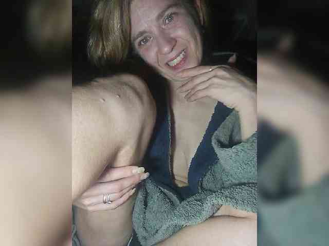LasjCutie, live webcam girl, age 33, from POLAND, streaming now, aziatische massage, chatten