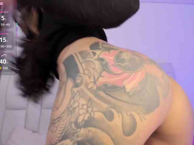 MAY-ZENNIN, live webcam girl, age 21, from COLOMBIA, streaming now, anaal spelen, aziatische massage