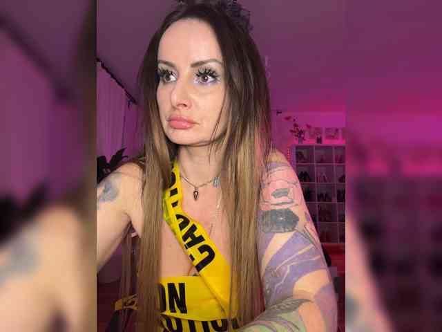 _AnnaMaria_, live webcam girl, age 37, from Россия, streaming now, anaal spelen, aziatische massage