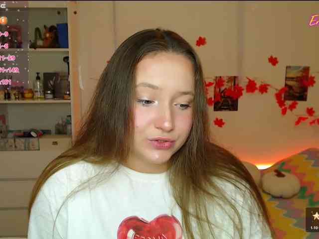 -EmilyxGrasez-, live webcam girl, age 23, from RUSSIA, streaming now, pijpbeurt, chatten