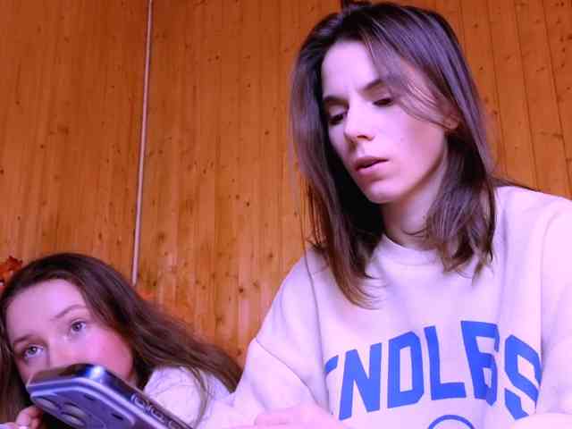 ni_kiss, live webcam girl, age 22, from Россия, streaming now, pijpbeurt, chatten