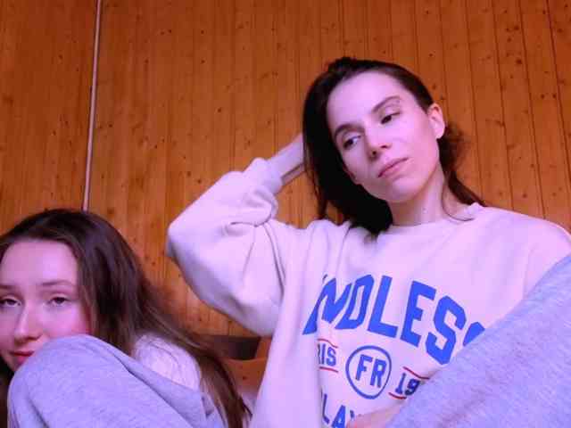 ni_kiss, live webcam girl, age 22, from Россия, streaming now, pijpbeurt, chatten