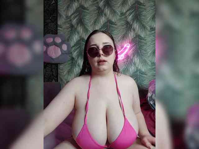 _-Bulochka-_, live webcam girl, age 23, from Россия, streaming now, kontneuken, ballikken