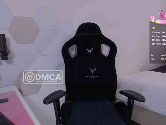 Skyqueenii, live webcam girl, age 25, from Россия, streaming now, kontneuken, pijpbeurt