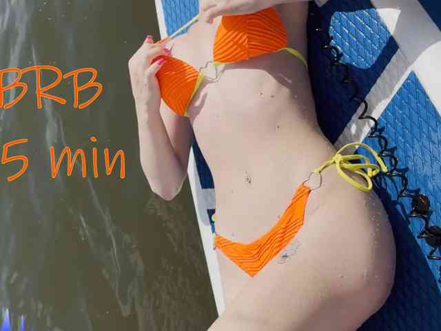 Skyqueenii, live webcam girl, age 25, from Россия, streaming now, kontneuken, pijpbeurt