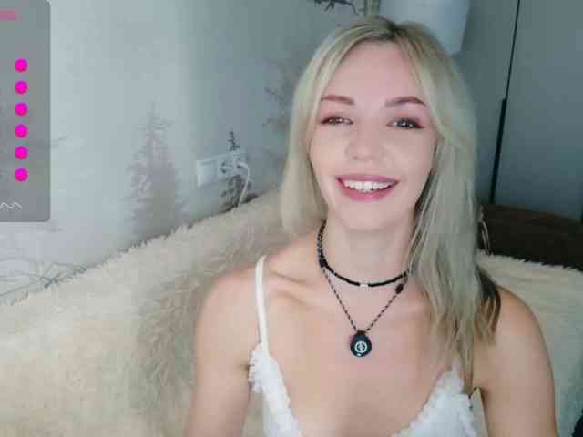 Red_Rose_98, live webcam girl, age 33, from Россия, streaming now, pijpbeurt, chatten