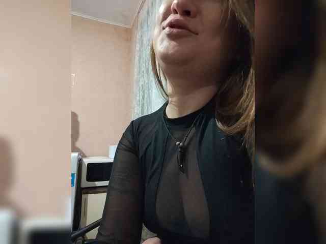 2Laski2, live webcam girl, age 25, from Россия, streaming now, trio, anaal spelen