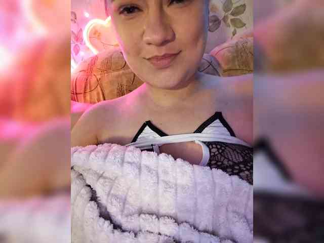 2Laski2, live webcam girl, age 25, from Россия, streaming now, trio, anaal spelen