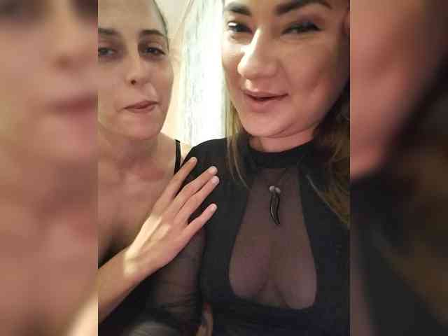 2Laski2, live webcam girl, age 25, from Россия, streaming now, trio, anaal spelen