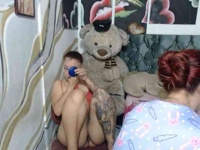 Manazahot99, live webcam girl, age 34, from COLOMBIA, streaming now, anaal spelen, kontneuken