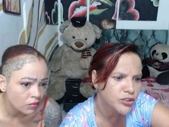 Manazahot99, live webcam girl, age 34, from COLOMBIA, streaming now, anaal spelen, kontneuken