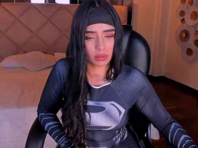 MariaHerrera, live webcam girl, age 23, from COLOMBIA, streaming now, pijpen, pijpbeurt