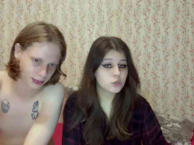 Crystal-Porn-Love, live webcam girl, age 20, streaming now, kontlikken, ballikken