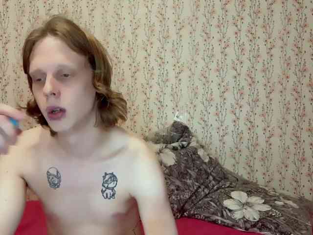 Crystal-Porn-Love, live webcam girl, age 20, streaming now, kontlikken, ballikken