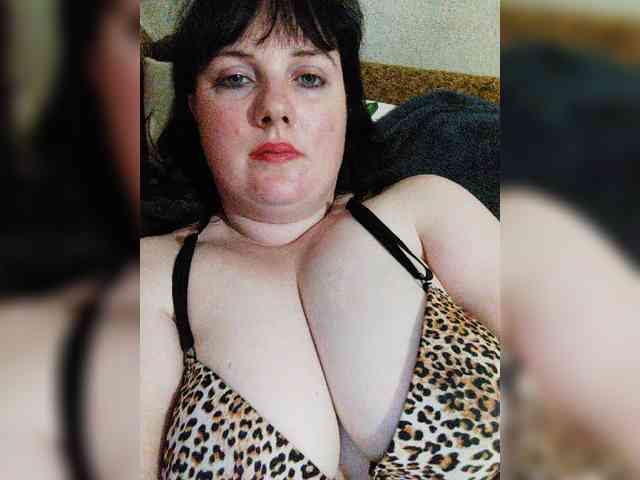 PolyarnayaYagoda82, live webcam girl, age 32, from Украина, streaming now, camshow, chatten