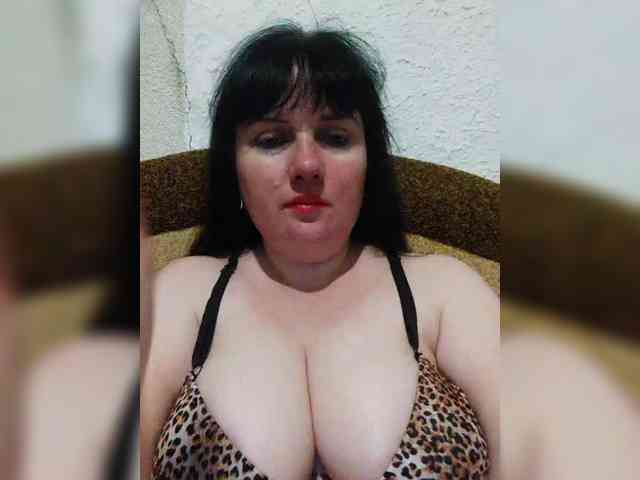 PolyarnayaYagoda82, live webcam girl, age 32, from Украина, streaming now, camshow, chatten