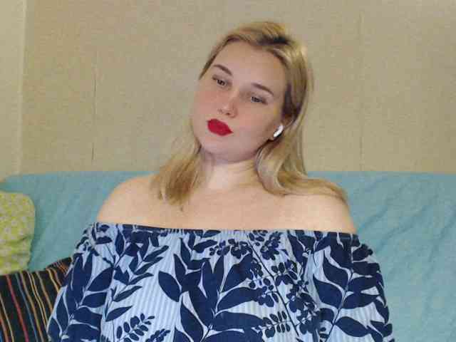 _LILKA_, live webcam girl, age 28, from RUSSIA, streaming now, anaal spelen, kontvingeren