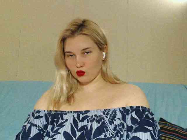 _LILKA_, live webcam girl, age 28, from RUSSIA, streaming now, anaal spelen, kontvingeren