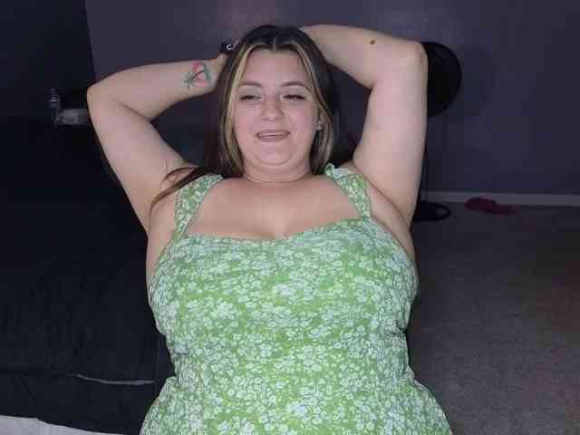 maramaze, live webcam girl, age 30, from UNITED STATES, streaming now, camshow, chatten