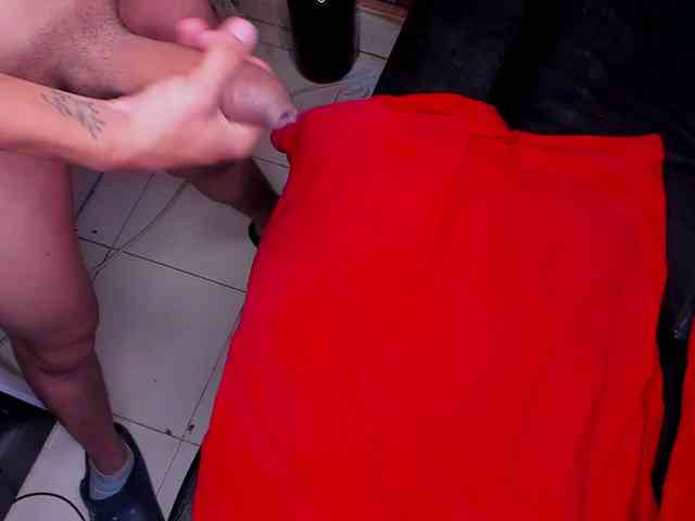 Shyfantasies, live webcam girl, age 18, from COLOMBIA, streaming now, trio, kontvingeren