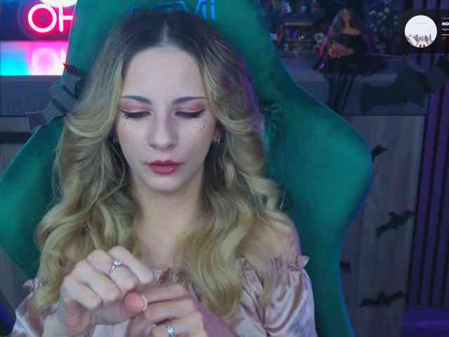 Dark_Soul, live webcam girl, age 22, from Россия, streaming now, kontvingeren, pijpbeurt