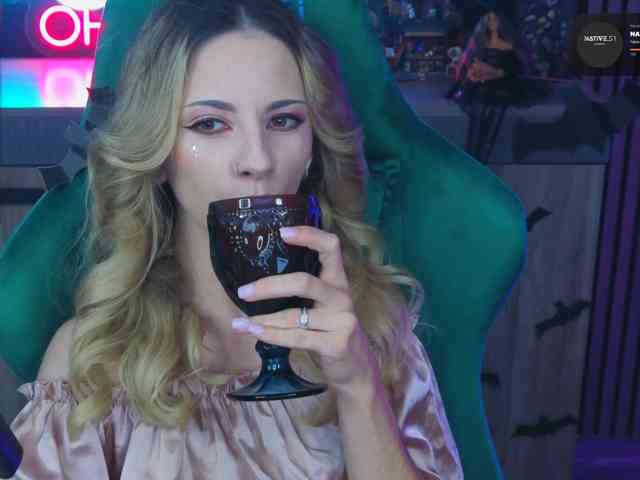 Dark_Soul, live webcam girl, age 22, from Россия, streaming now, kontvingeren, pijpbeurt