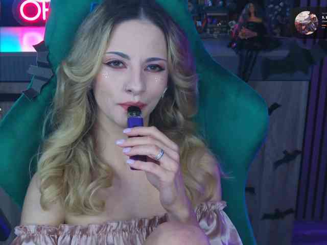 Dark_Soul, live webcam girl, age 22, from Россия, streaming now, kontvingeren, pijpbeurt