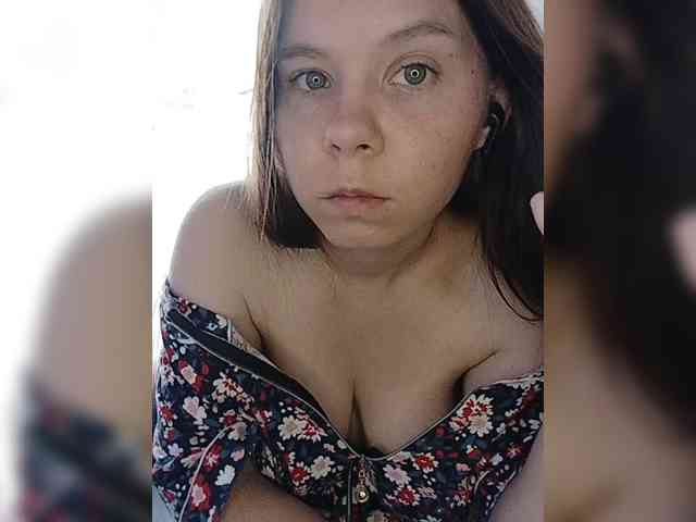 Kisa-malaya, live webcam girl, age 20, from Россия, streaming now, anaal spelen, kontvingeren