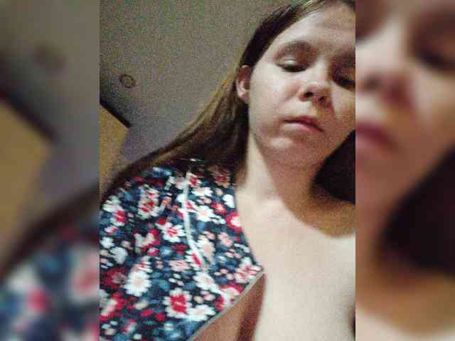 Kisa-malaya, live webcam girl, age 20, from Россия, streaming now, anaal spelen, kontvingeren