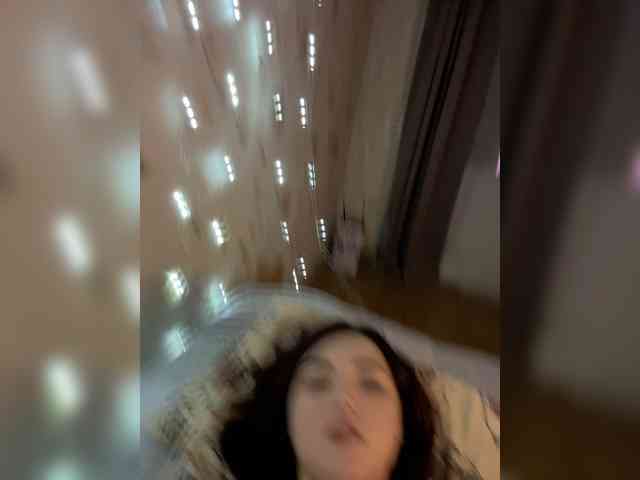 Rude_Angel, live webcam girl, age 20, from Росиия, streaming now, kontneuken, kont op mond