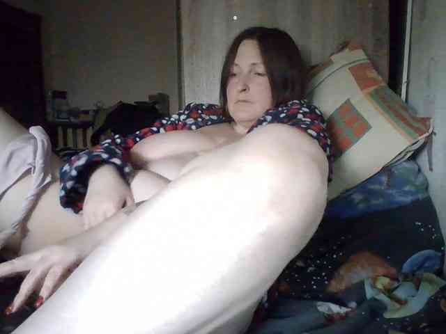 AllaSowinskaya, live webcam girl, age 39, from Украина, streaming now, kontvingeren, kont op mond