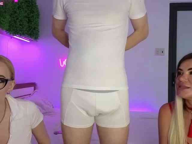 GOROD_GREHOV, live webcam girl, age 28, from Россия, streaming now, kontneuken, kontlikken