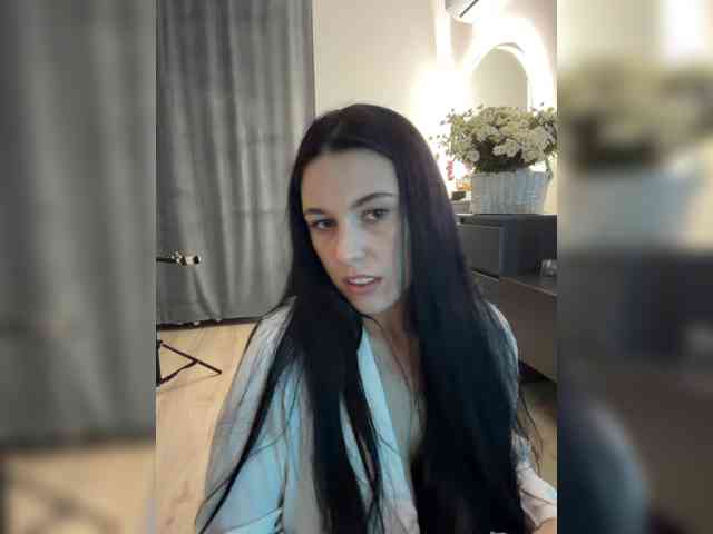 Potifays, live webcam girl, age 23, from BONGACAM, streaming now, pijpbeurt, chatten