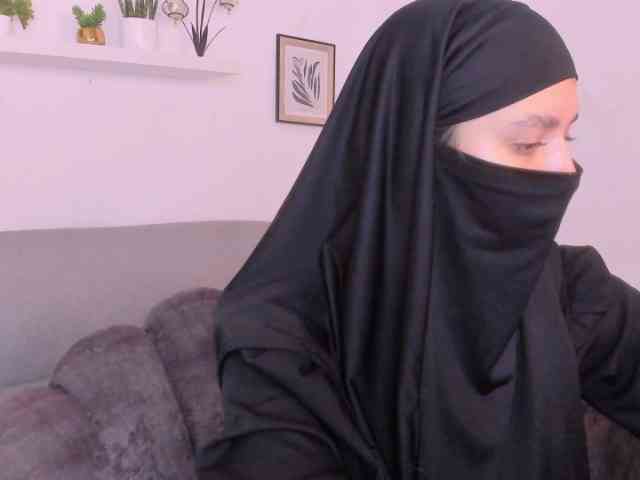 salma-arabic, live webcam girl, age 21, from JORDANIA, streaming now, anaal spelen, aziatische massage