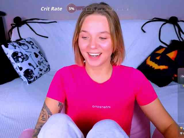 WhiteSoul, live webcam girl, age 28, from RUSSIA, streaming now, pijpbeurt, chatten