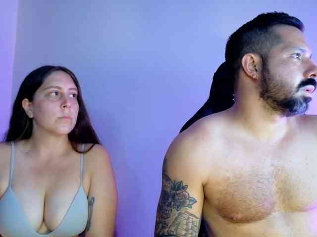 FLC, live webcam girl, age 30, from COLOMBIA, streaming now, anaal spelen, kontvingeren