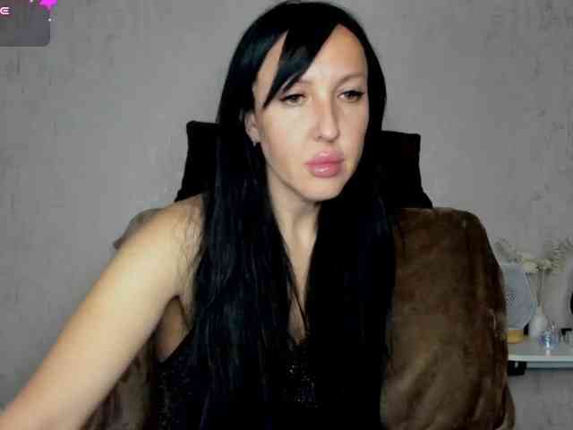 JuliaGramm81a, live webcam girl, age 45, from Украина, streaming now, anaal spelen, kontneuken