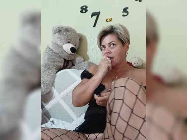 murr-kitty, live webcam girl, age 44, from Украина, streaming now, chatten, dansen
