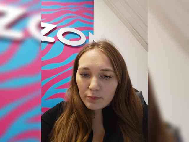 AlisaWyn, live webcam girl, age 25, from Россия, streaming now, pijpbeurt, chatten