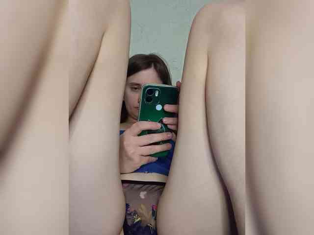 Lostcherry8, live webcam girl, age 38, from Россия, streaming now, pijpbeurt, chatten