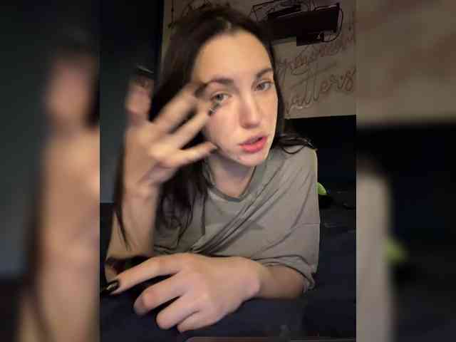 -Your-Michelle-, live webcam girl, age 21, from USA, streaming now, pijpbeurt, camshow