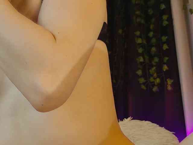 AngelsBoobs, live webcam girl, age 18, from Россия, streaming now, anaal spelen, kontneuken