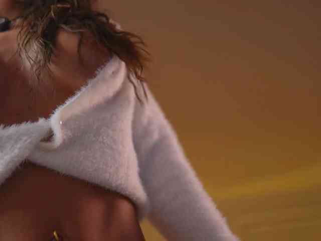KyssaraPlay, live webcam girl, age 21, from USA, streaming now, pijpbeurt, camshow