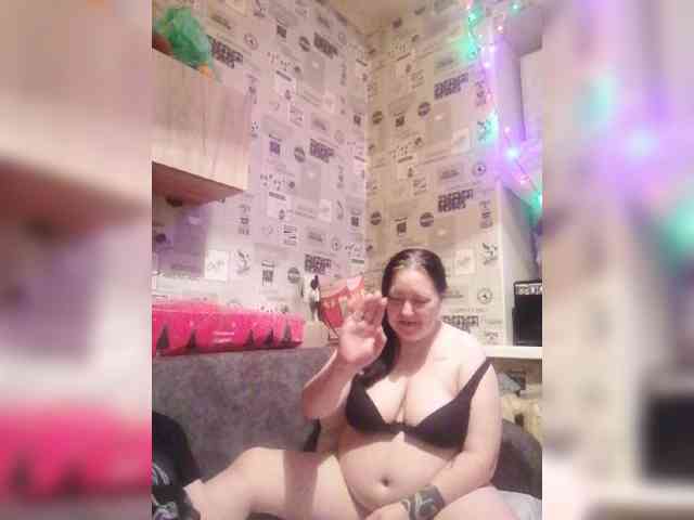 Ulitabb, live webcam girl, age 18, from Россия, streaming now, kontneuken, pijpbeurt