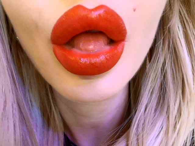 Liliiaxxx, live webcam girl, age 28, from USA, streaming now, kontneuken, pijpbeurt