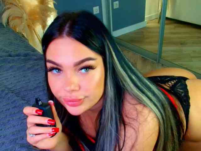 katerine-Monroe, live webcam girl, age 19, from RUSSIA, streaming now, ballikken, balzuigen