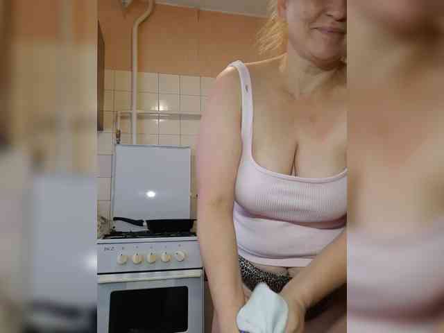 MARIA777A, live webcam girl, age 36, from Россия, streaming now, anaal spelen, kontvingeren