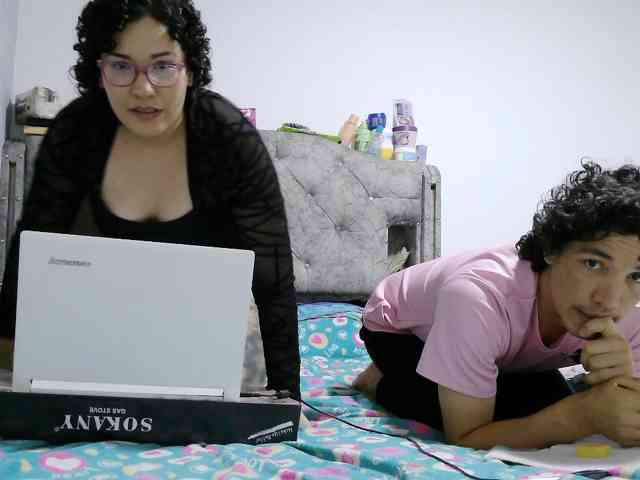 washintonredskins, live webcam girl, age 28, from COLOMBIA, streaming now, anaal spelen, kontlikken