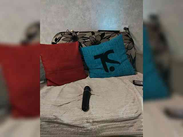 _Golden69-Milf_, live webcam girl, age 41, streaming now, pijpbeurt, chatten