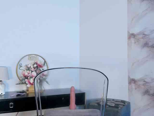 maddyluxe, live webcam girl, age 22, from USA, streaming now, kontvingeren, pijpbeurt